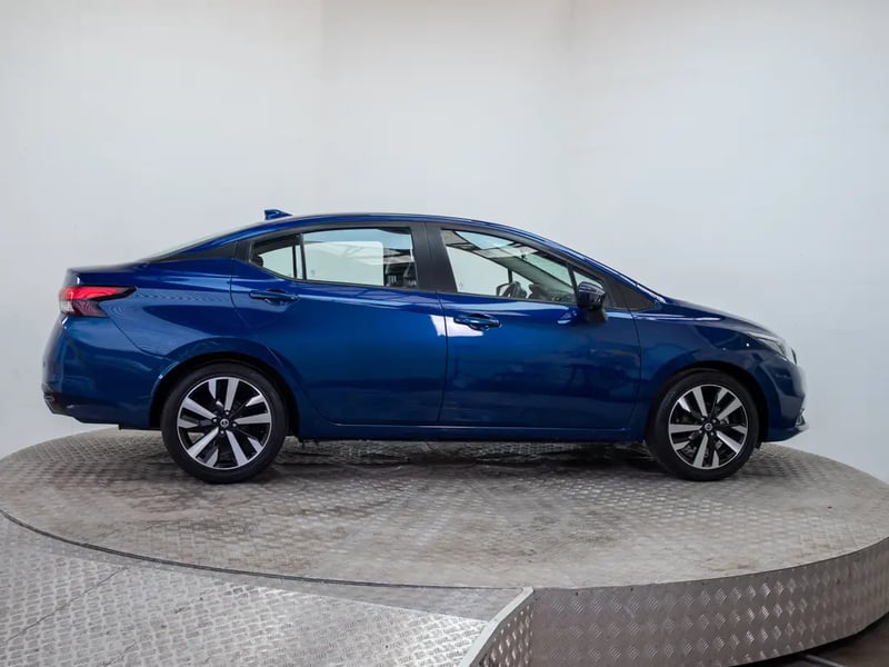 Nissan VERSA 2022 - Imagen 8 de 20