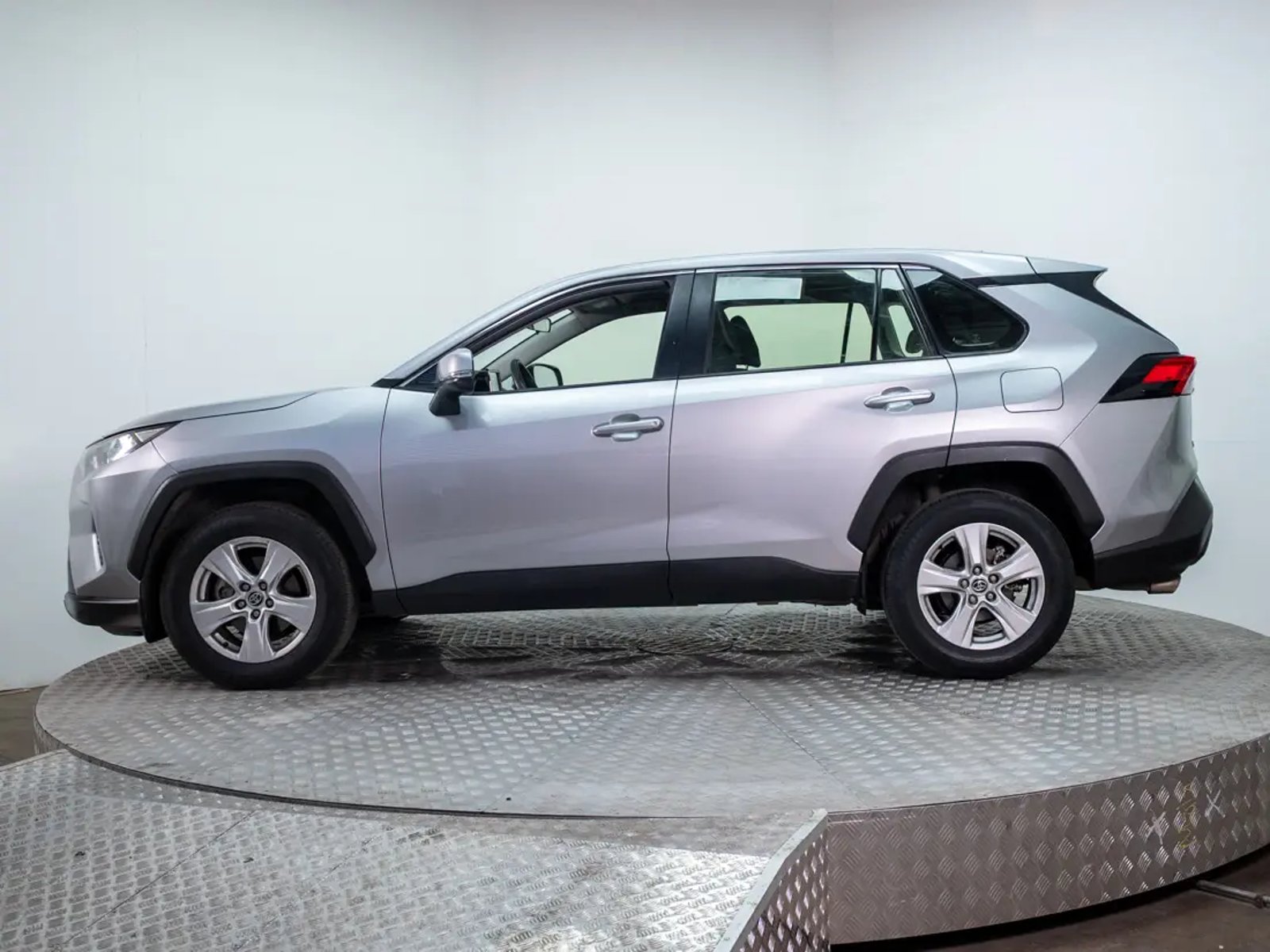 Toyota RAV4 2022 - Foto 4 de 19