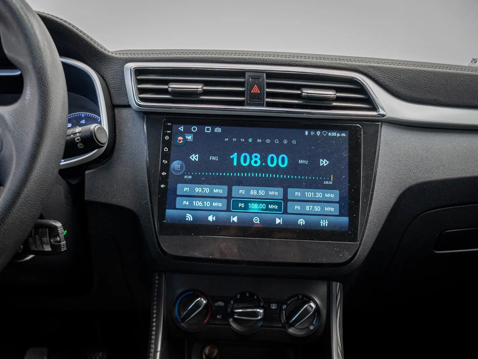 MG ZS 2023 - Imagen 15 de 15