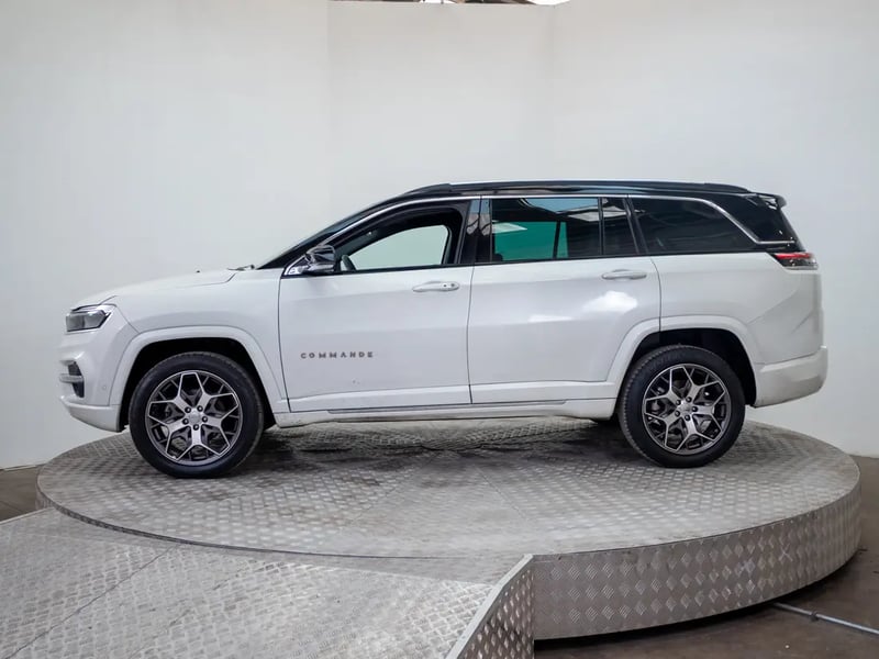 Jeep COMMANDER 2023 - Imagen 4 de 20