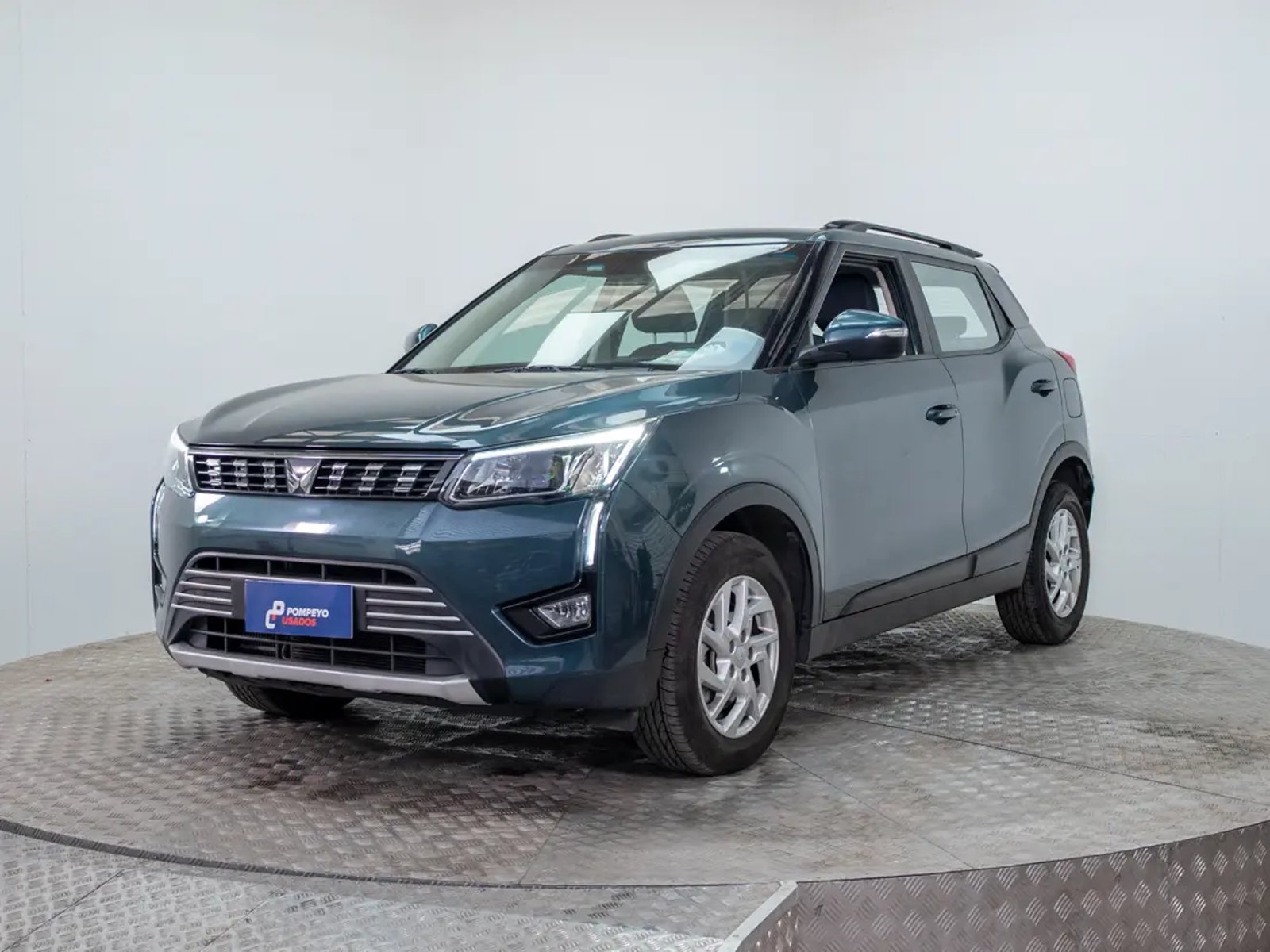 Mahindra XUV300 2024