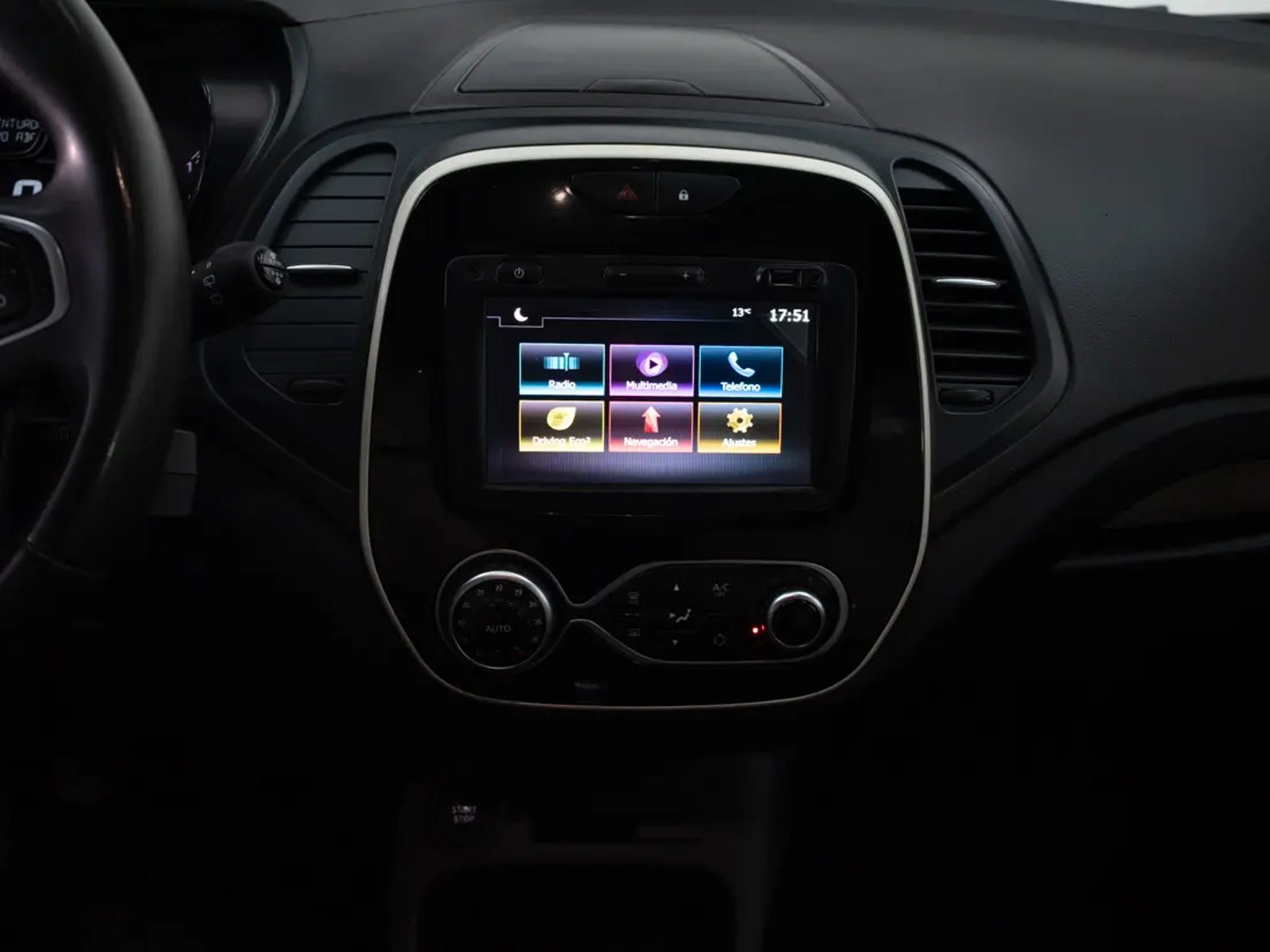 Renault CAPTUR 2020 - Imagen 16 de 19