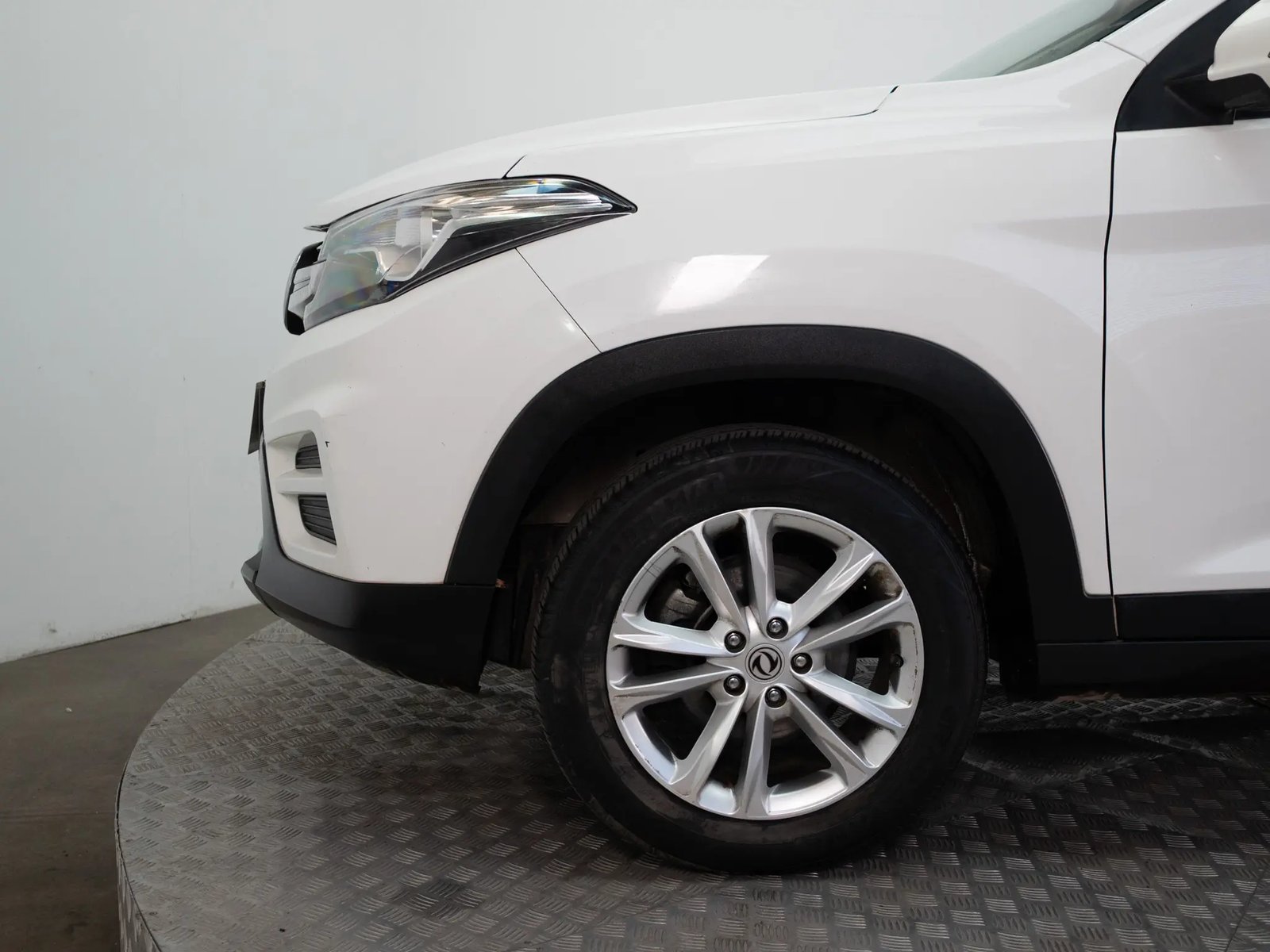 DFSK SUV 560 2023 - Imagen 17 de 18