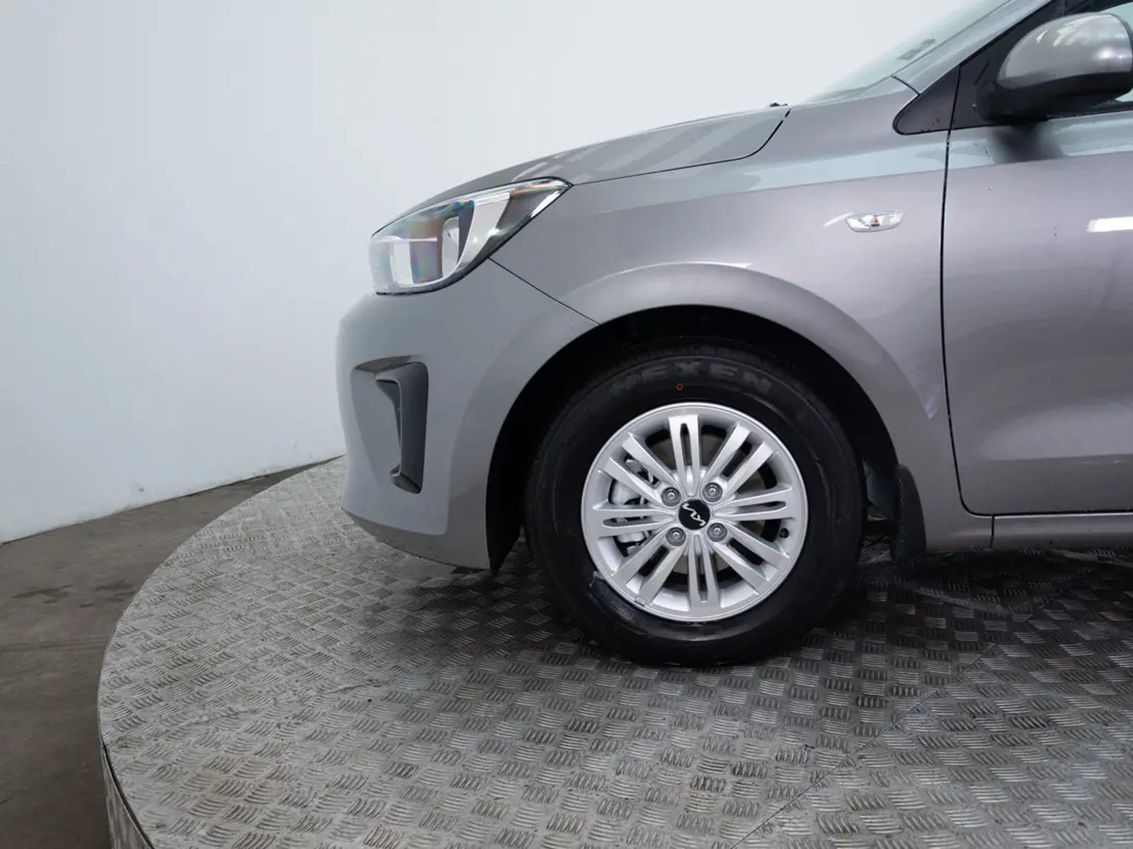 Kia SOLUTO 2026 - Imagen 16 de 19
