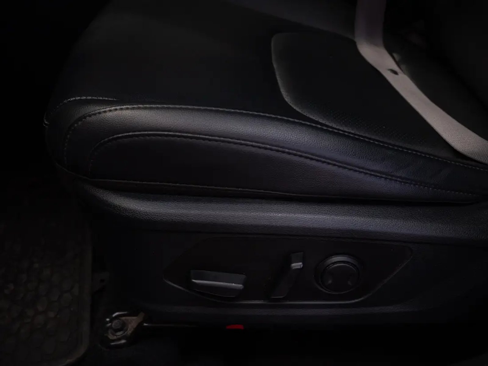 Kia SPORTAGE 2023 - Imagen 18 de 20