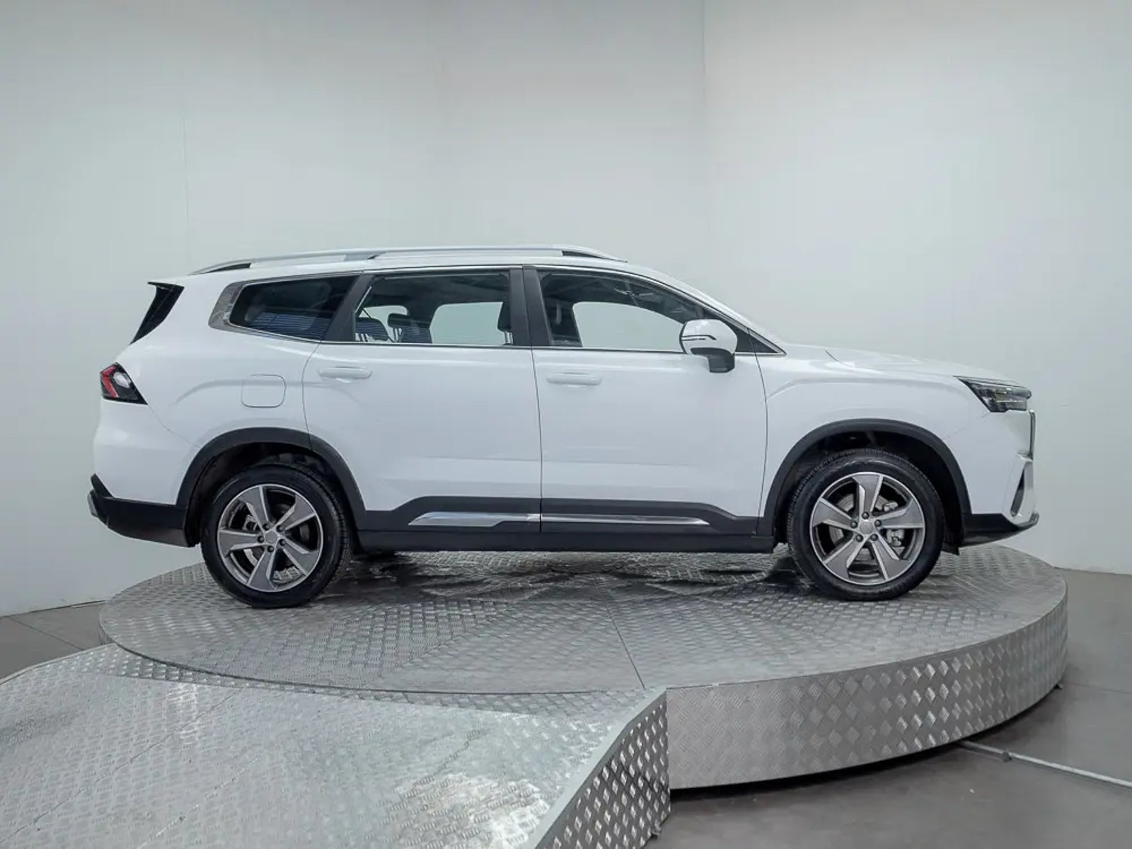 GEELY OKAVANGO 2025 - Imagen 10 de 19