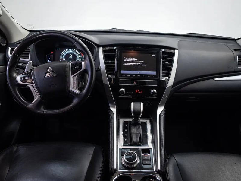Mitsubishi MONTERO SPORT 2022 - Imagen 16 de 20