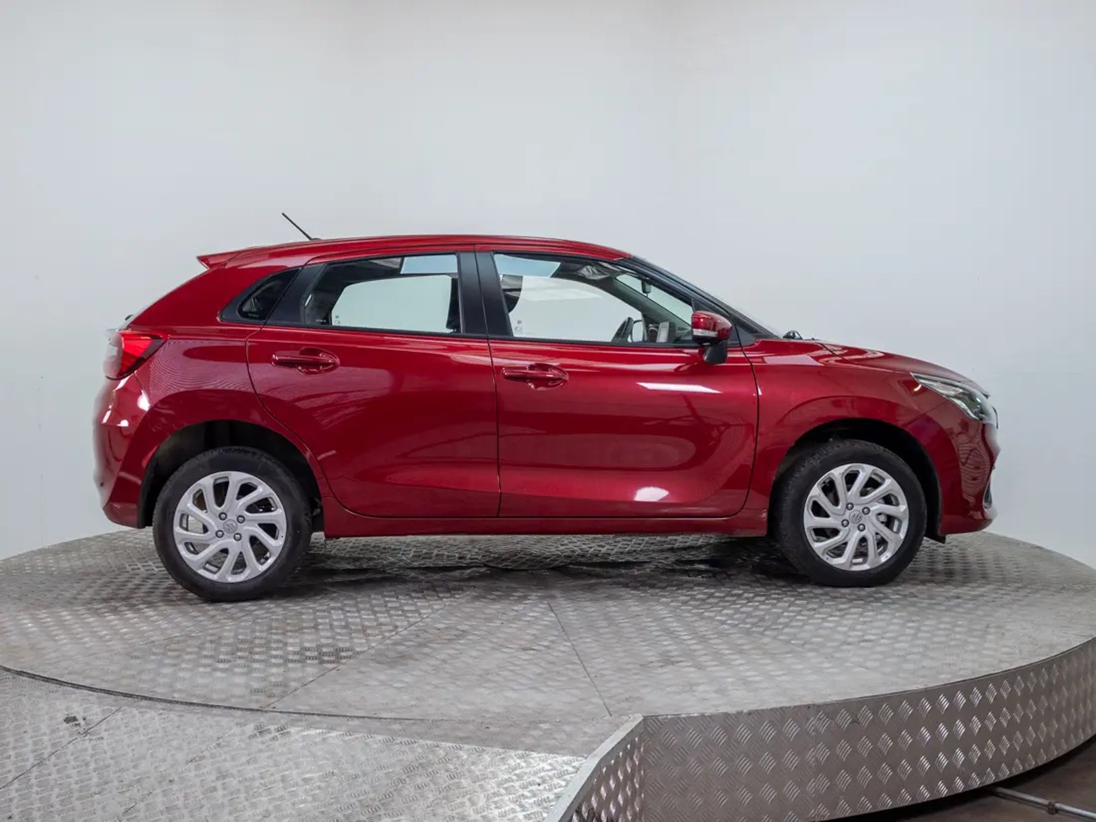 Suzuki BALENO 2025 - Imagen 8 de 20