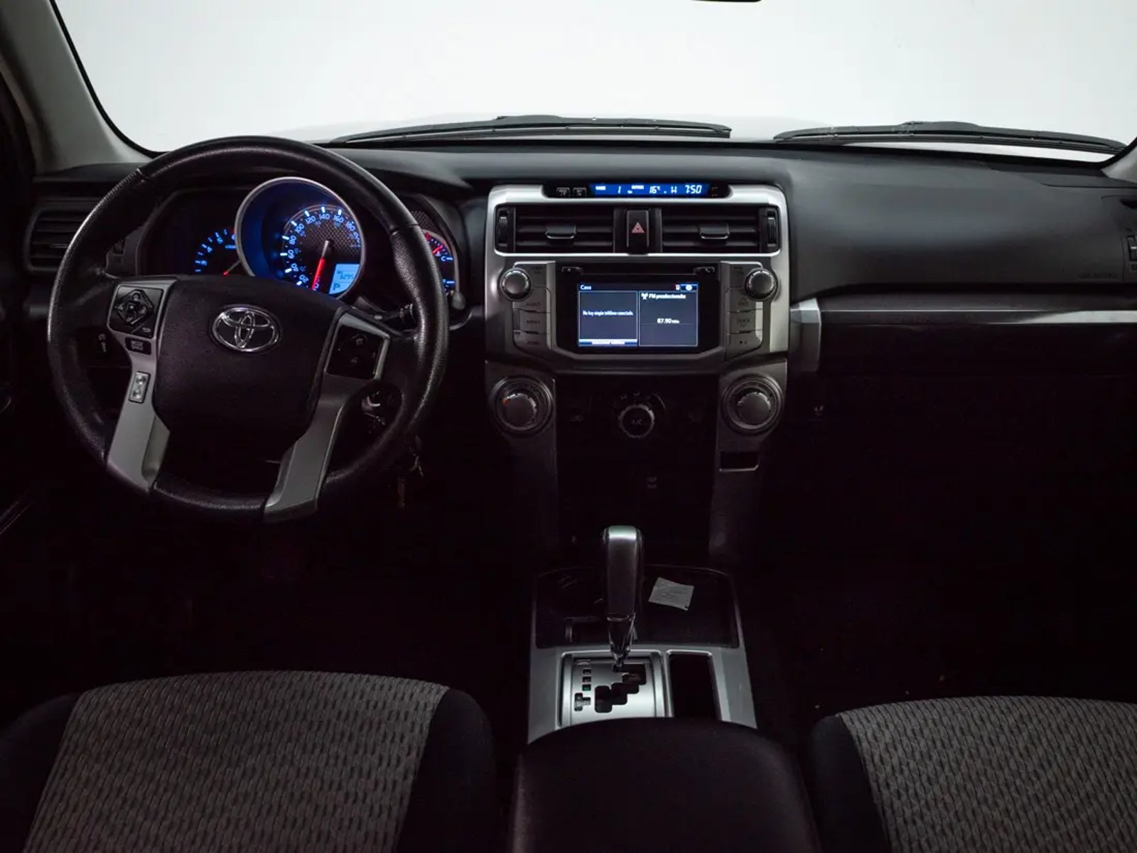 Toyota 4 RUNNER 2018 - Imagen 16 de 20