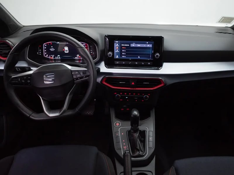 SEAT IBIZA 2023 - Imagen 15 de 20