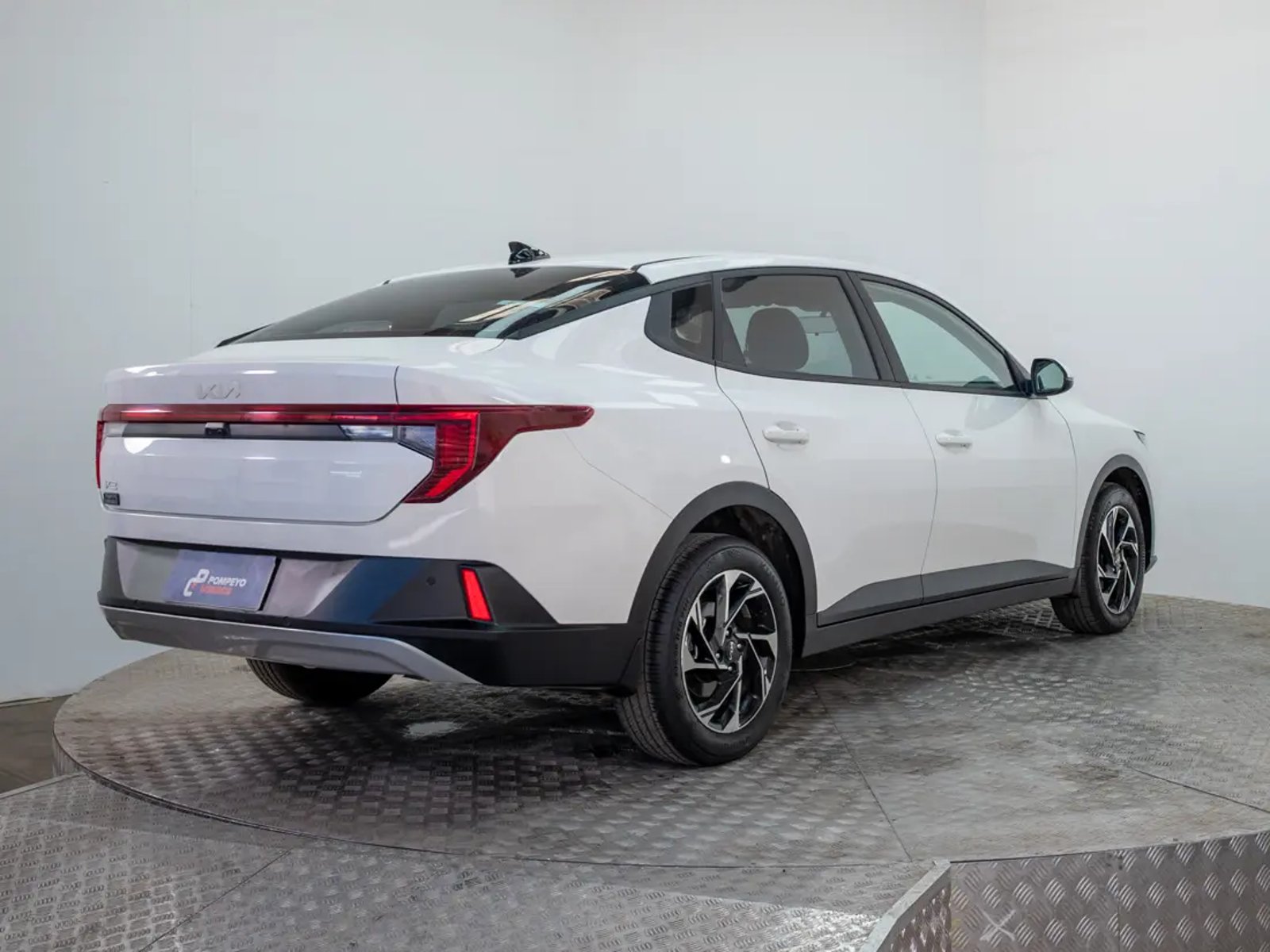 Kia K3 2025 - Imagen 7 de 19