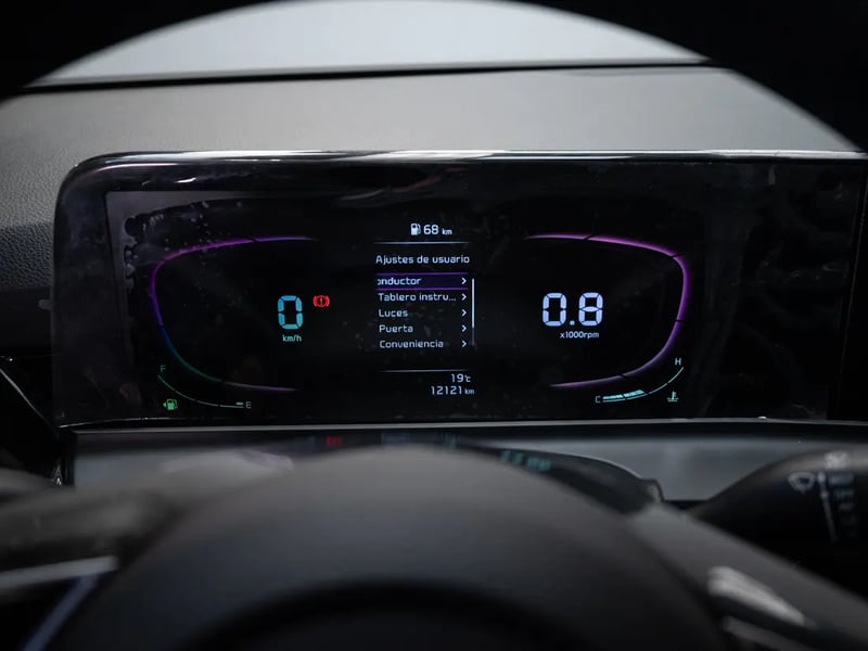 Kia SELTOS 2024 - Imagen 13 de 19