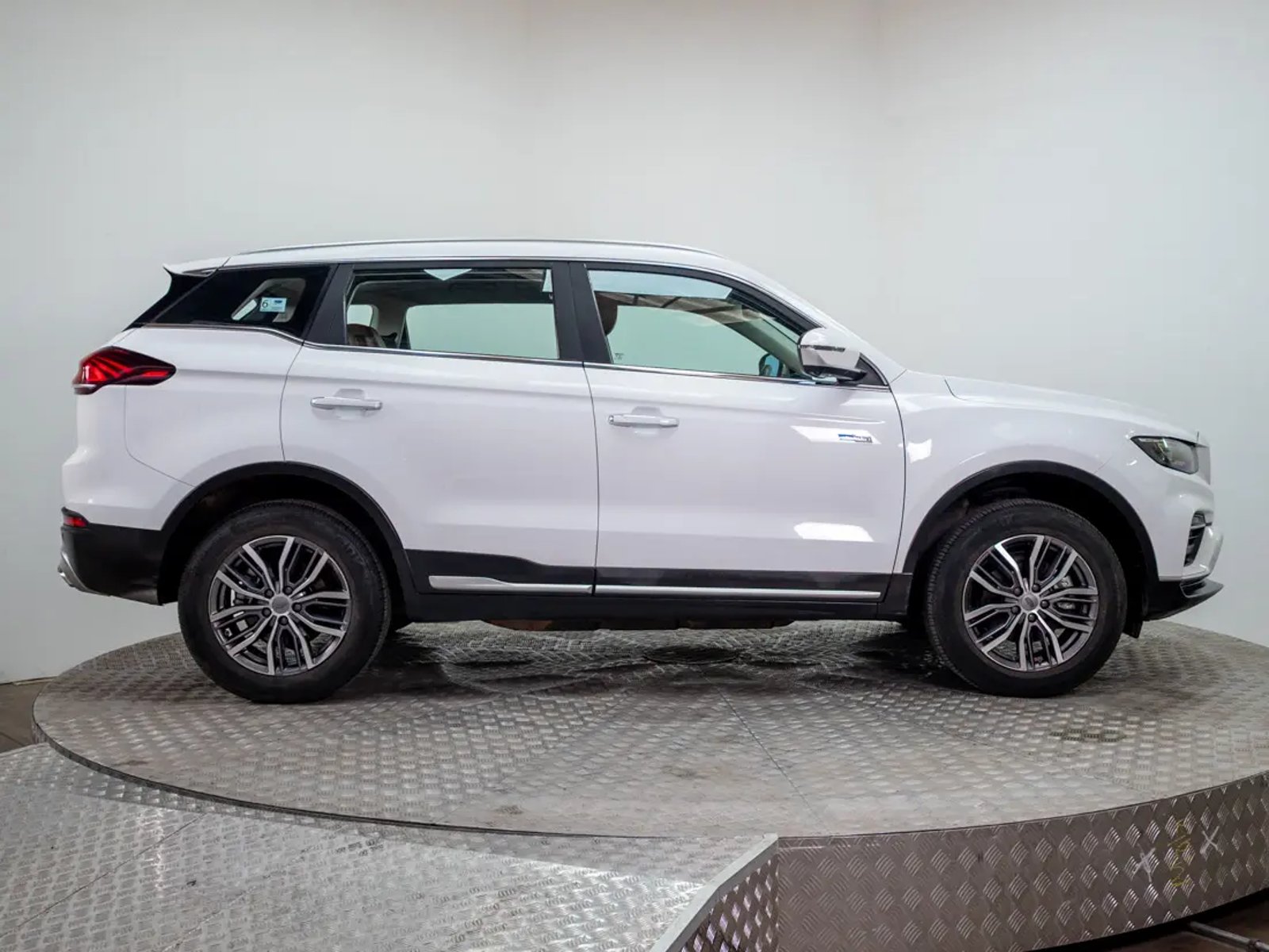 GEELY AZKARRA 2024 - Imagen 11 de 20