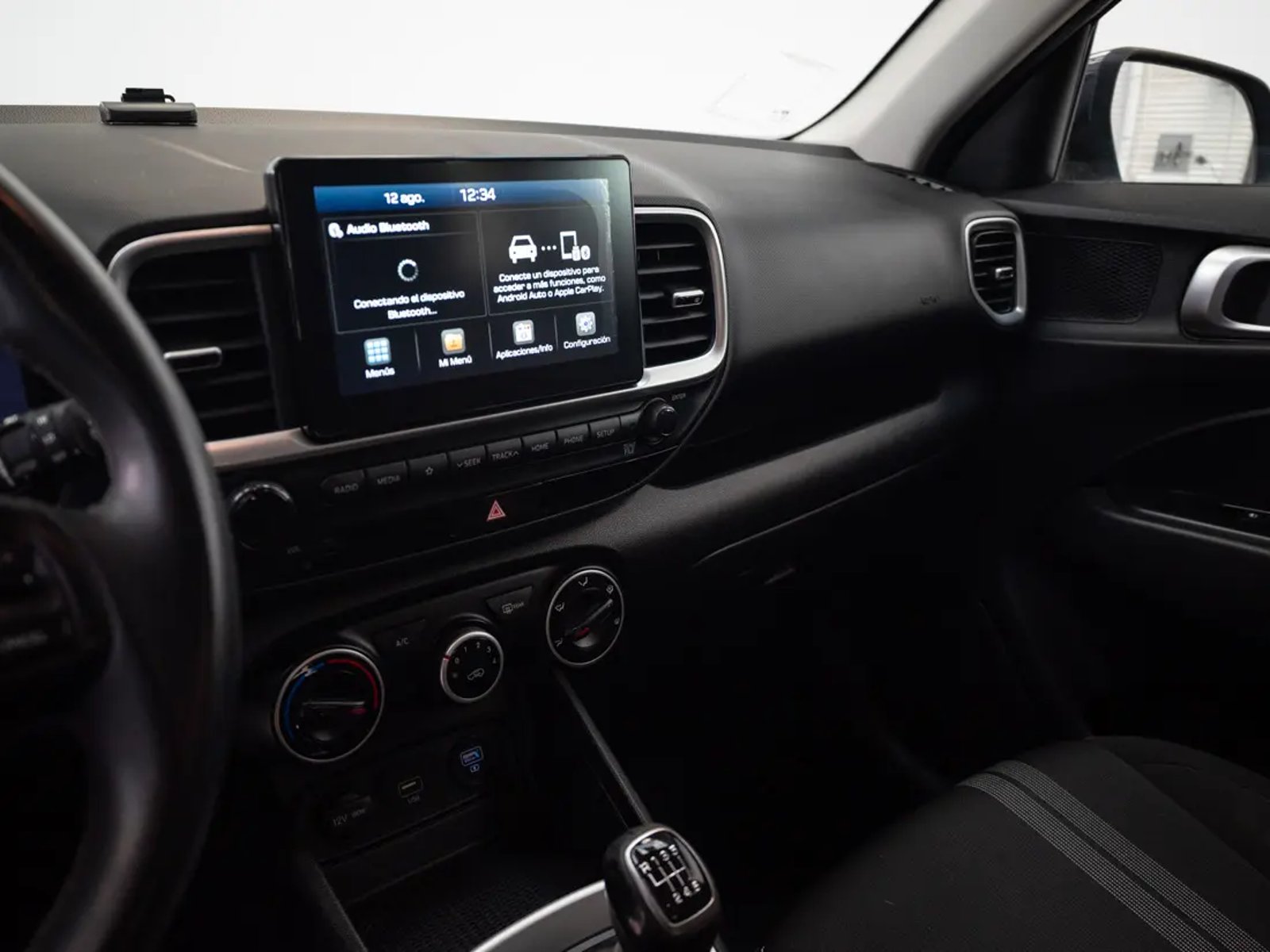 Hyundai VENUE 2021 - Imagen 12 de 20
