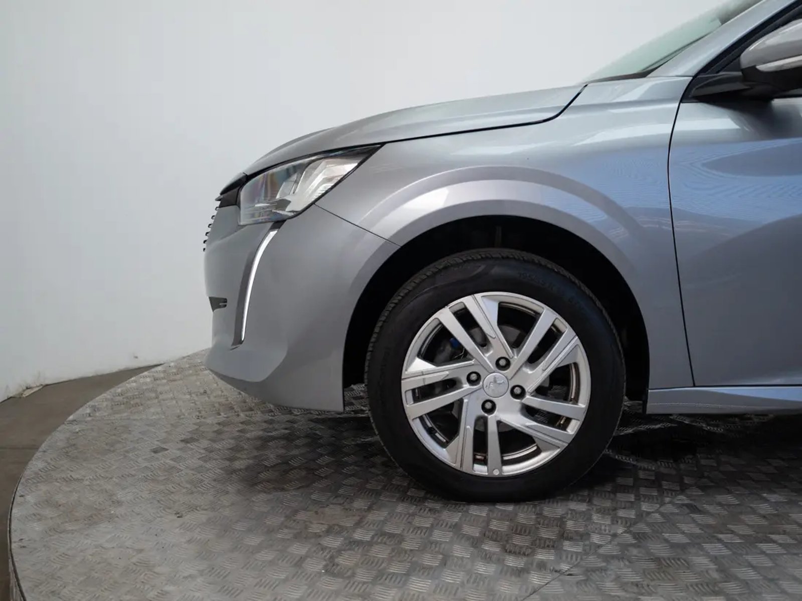 PEUGEOT 208 2023 - Imagen 6 de 18