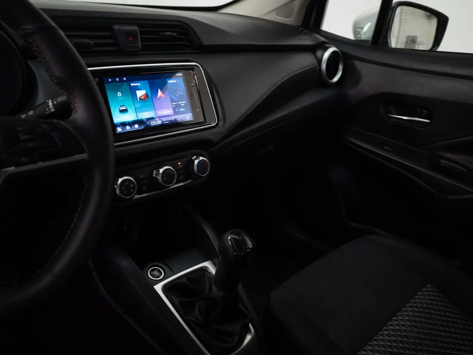 Nissan VERSA 2021 - Imagen 12 de 19