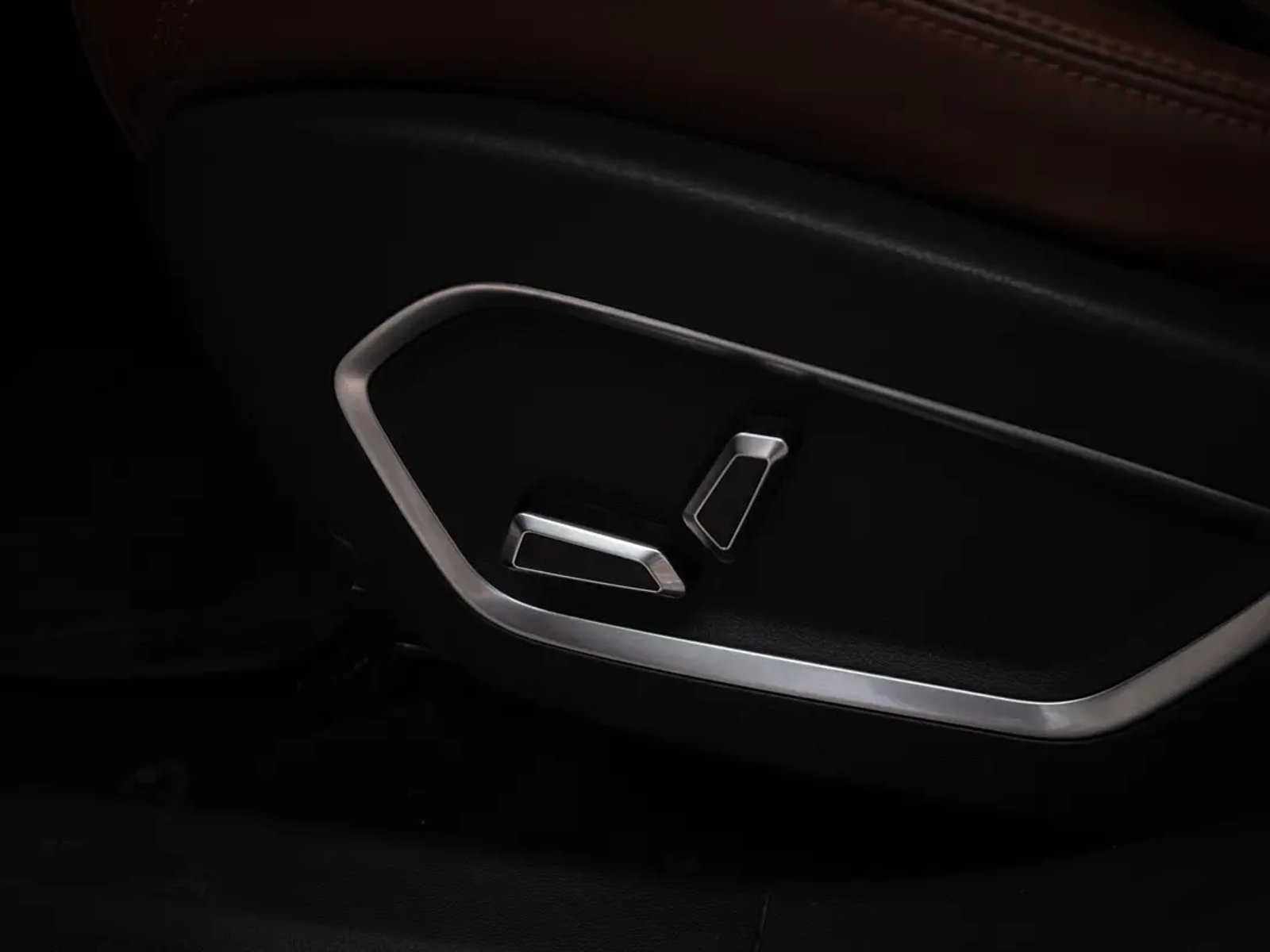 GEELY AZKARRA 2024 - Imagen 14 de 20