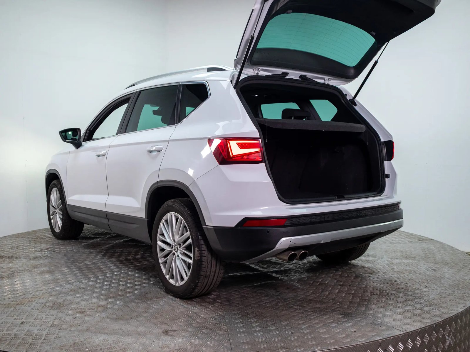 SEAT ATECA 2021 - Imagen 3 de 17