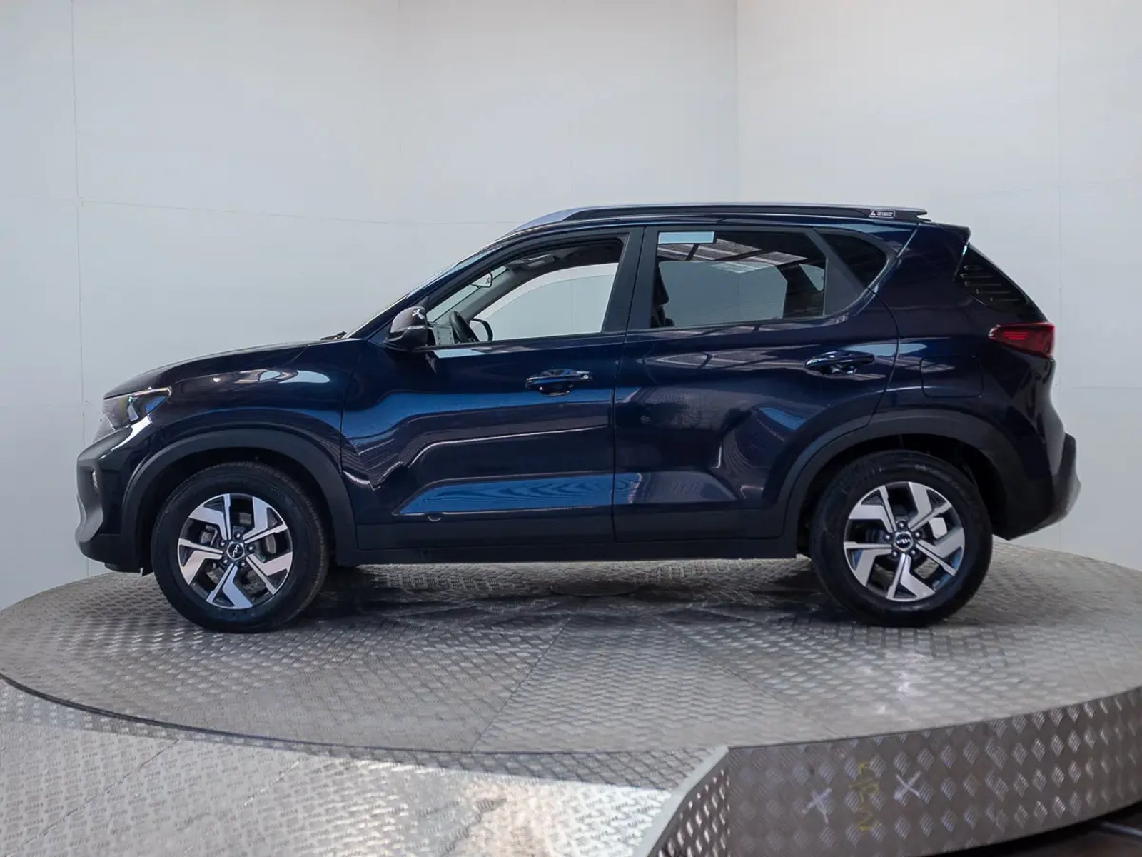 Kia SONET 2024 - Foto 4 de 19