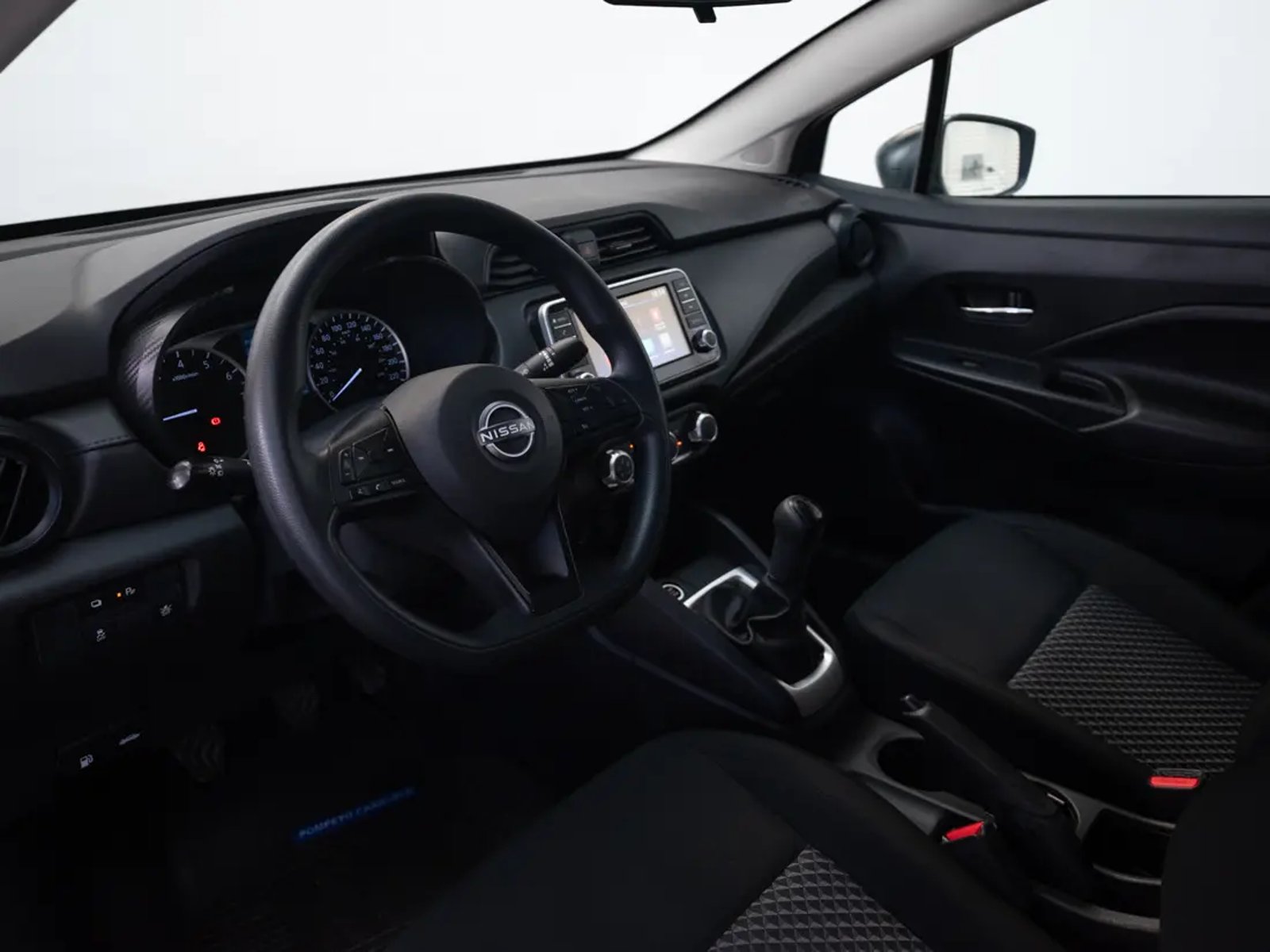 Nissan VERSA 2024 - Imagen 11 de 19