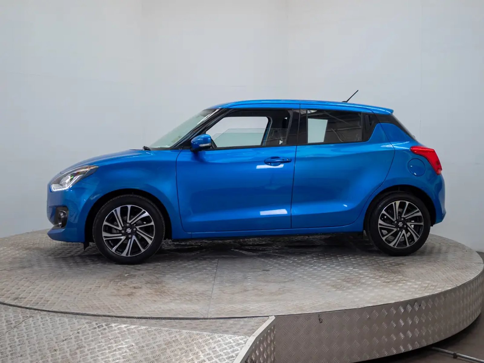 Suzuki SWIFT 2024 - Foto 4 de 20