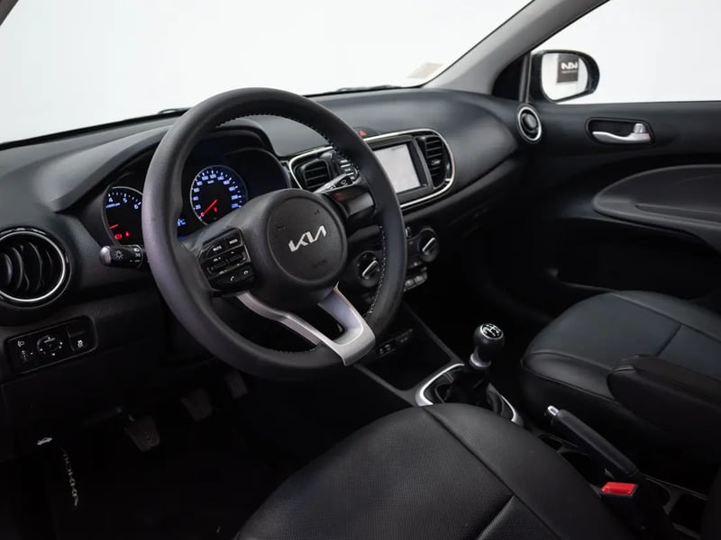 Kia SOLUTO 2023 - Imagen 11 de 20