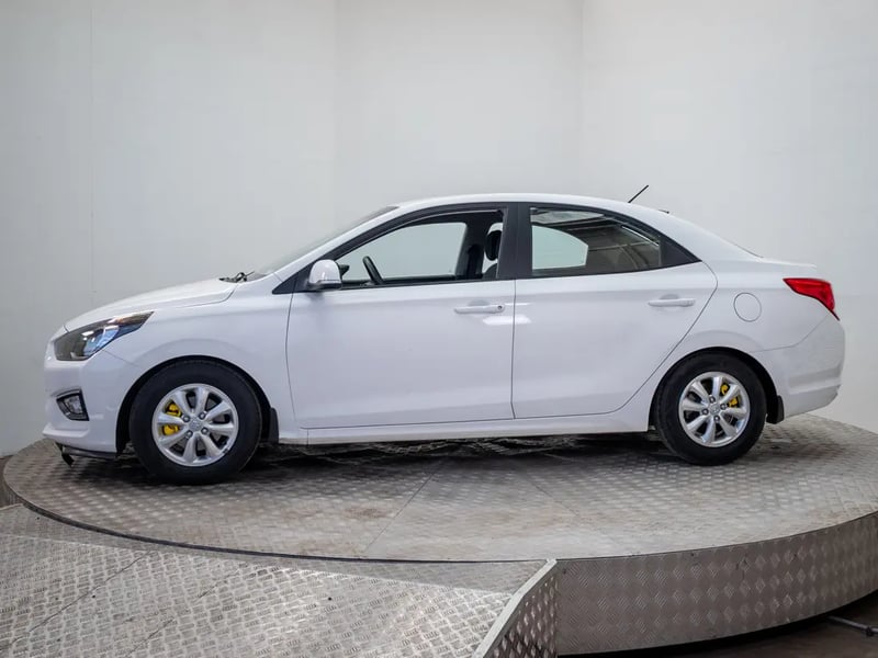 Hyundai VERNA 2022 - Imagen 5 de 20