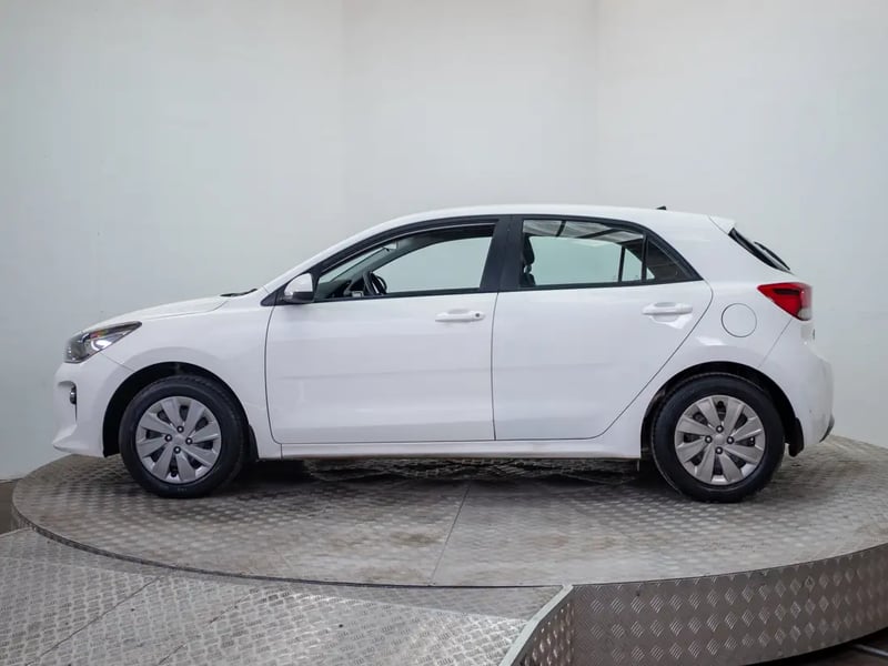 Kia RIO 5 2020 - Imagen 4 de 20