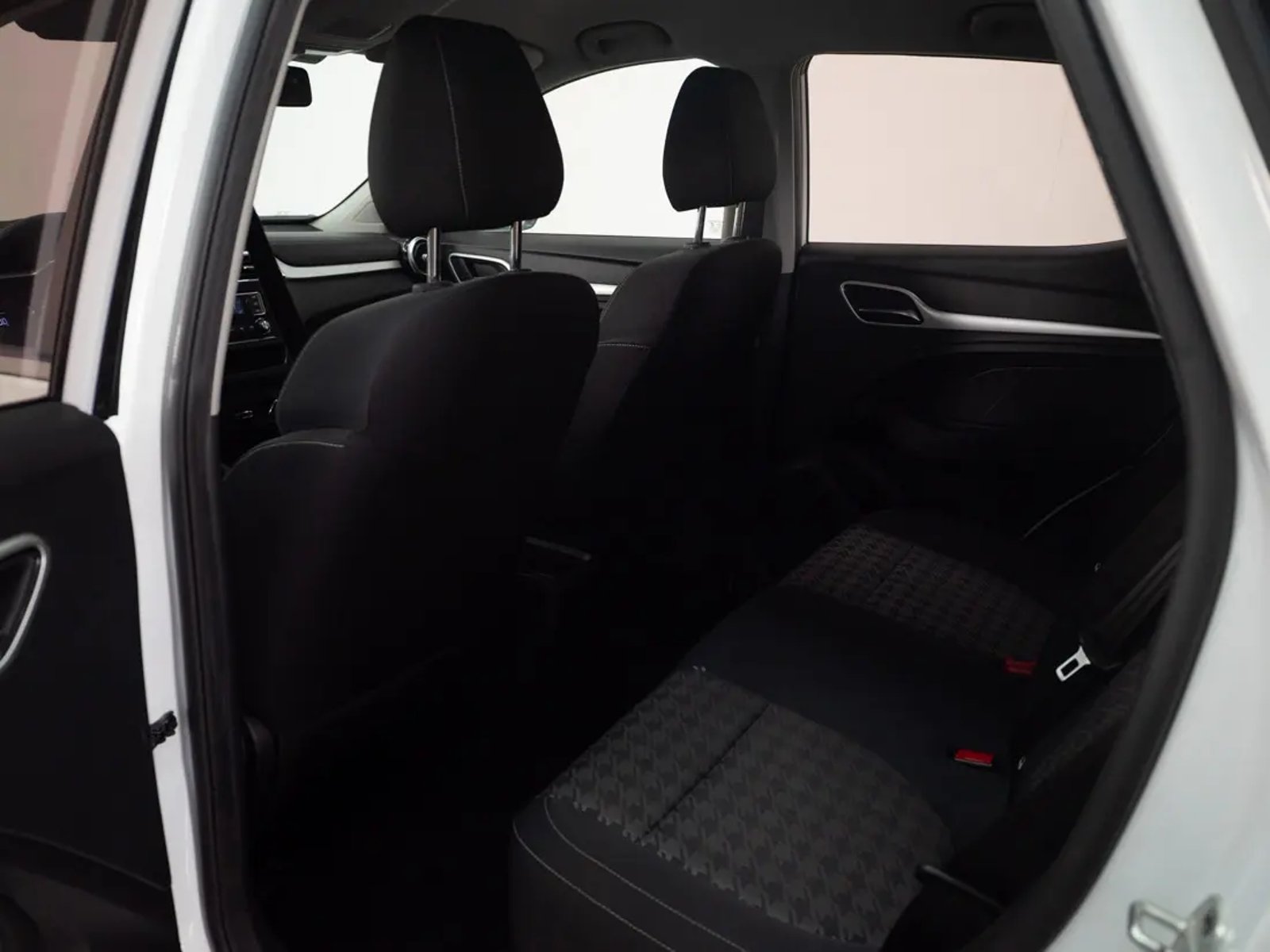 MG ZS 2021 - Imagen 14 de 17