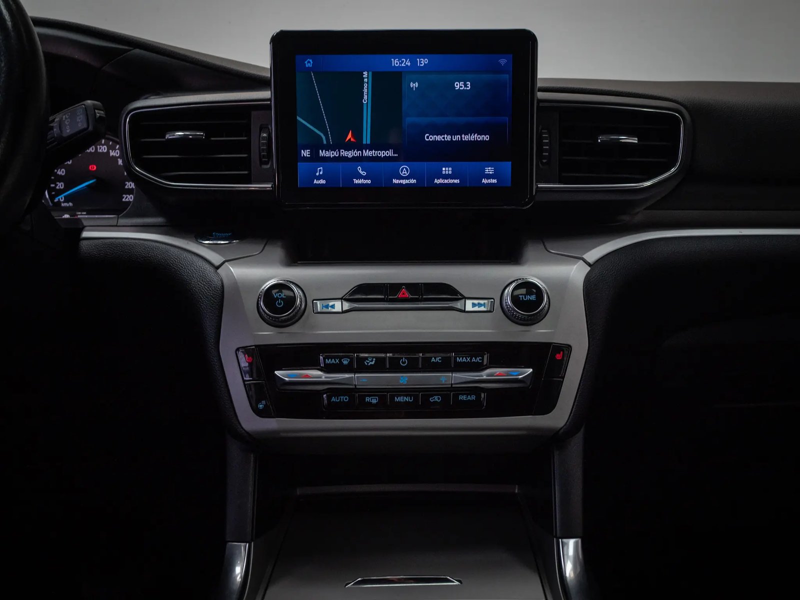 FORD EXPLORER 2023 - Imagen 17 de 20