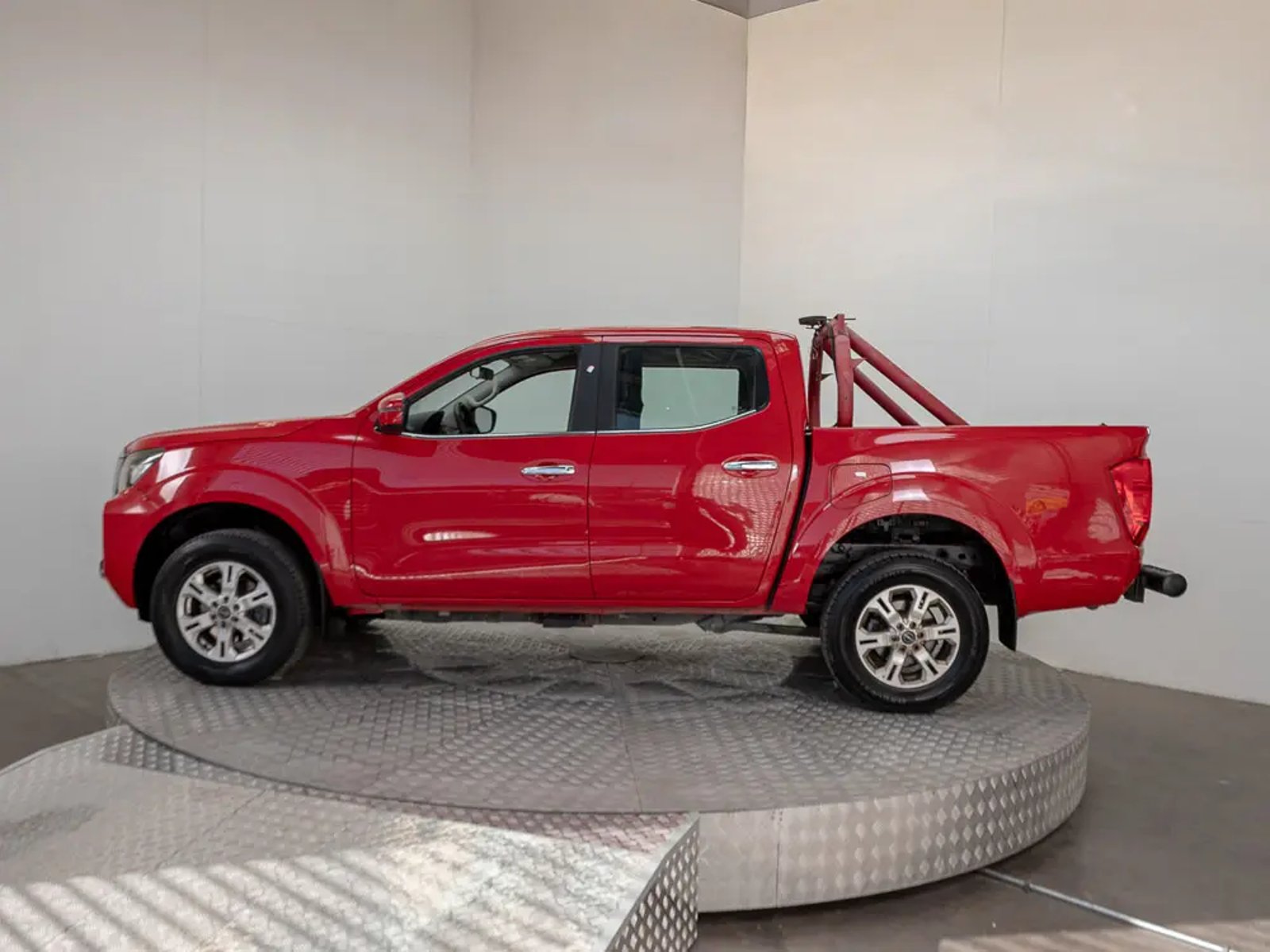 Nissan NAVARA 2024 - Foto 4 de 16