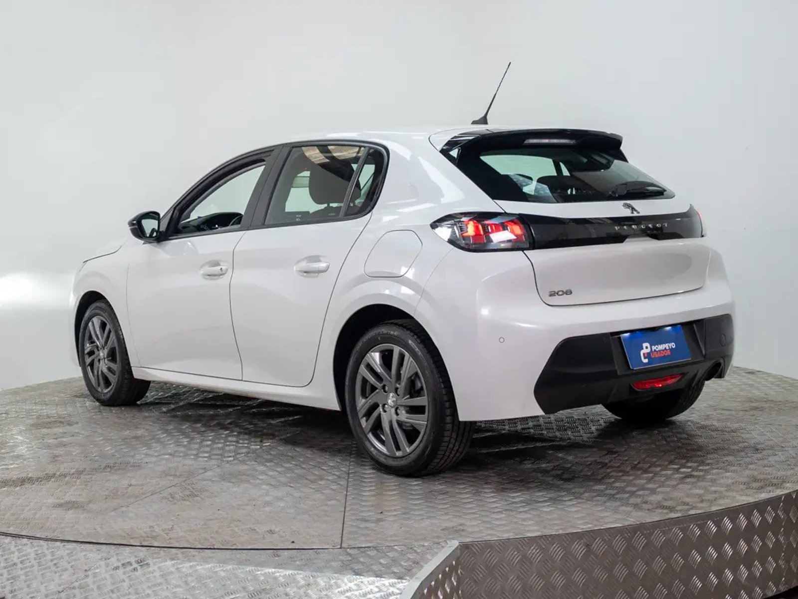 PEUGEOT 208 2022 - Imagen 11 de 20