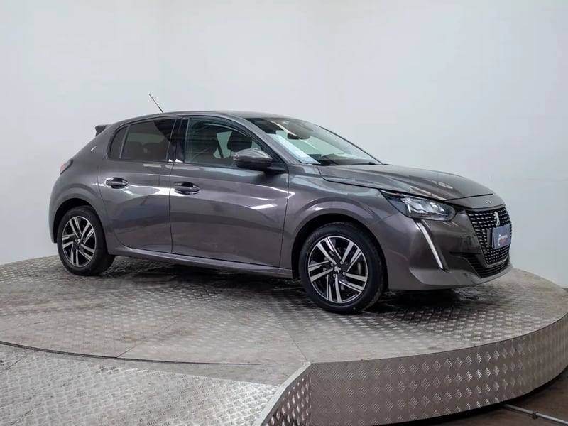 Peugeot 208 2022