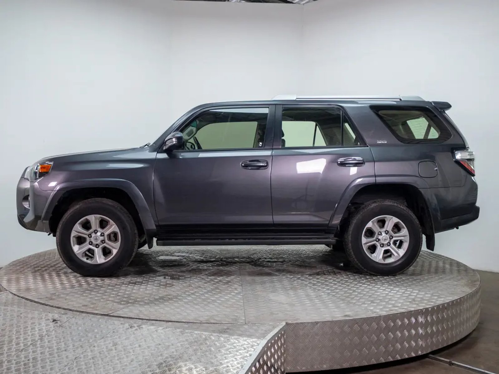 Toyota 4 RUNNER 2018 - Foto 4 de 20