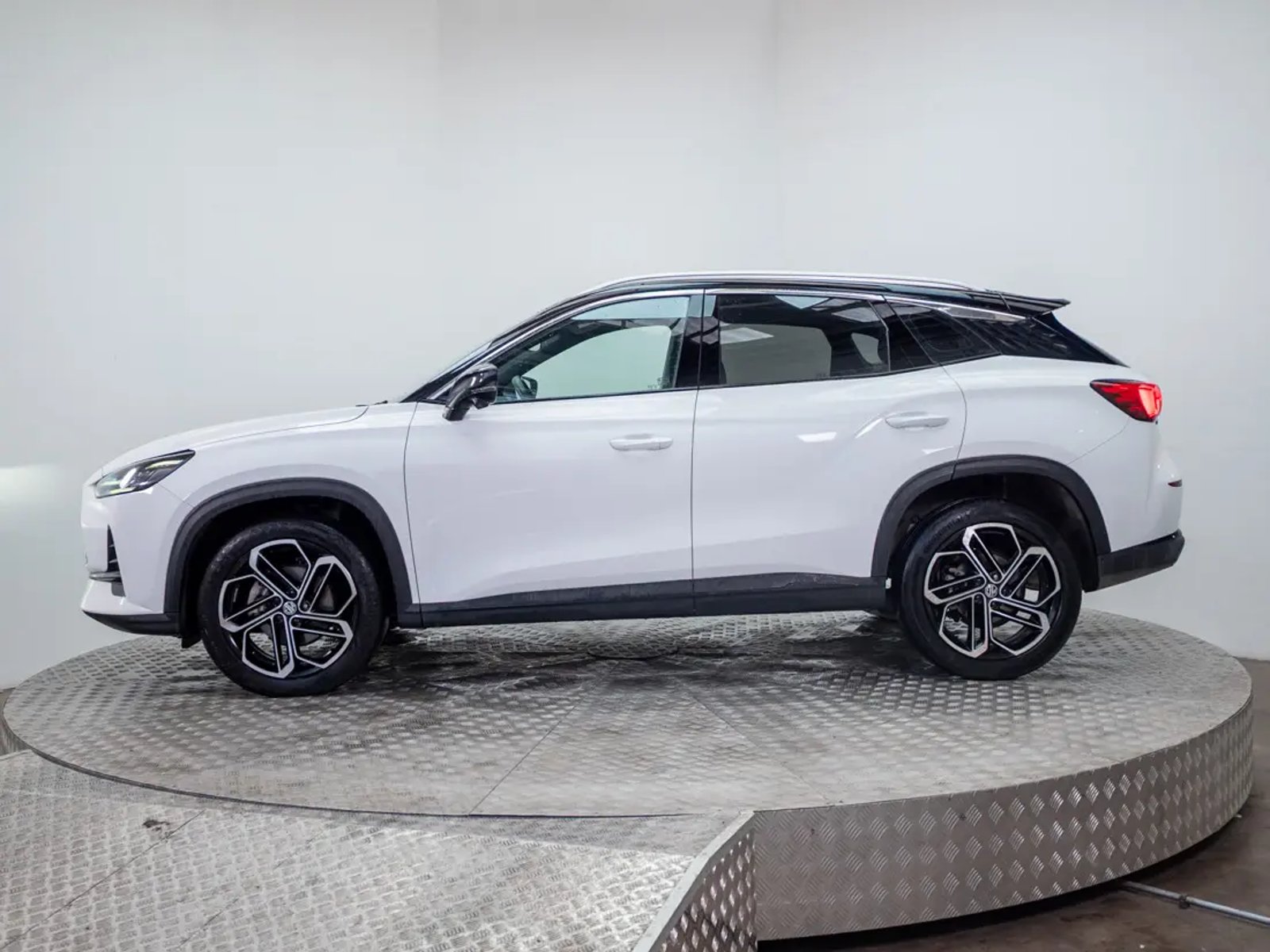 MG ONE 2023 - Foto 4 de 19