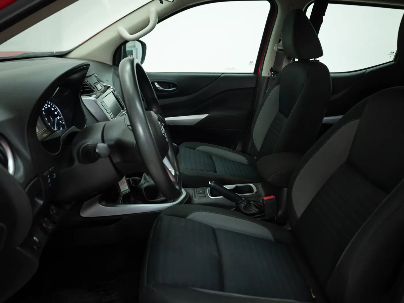 Nissan NAVARA 2024 - Imagen 13 de 15