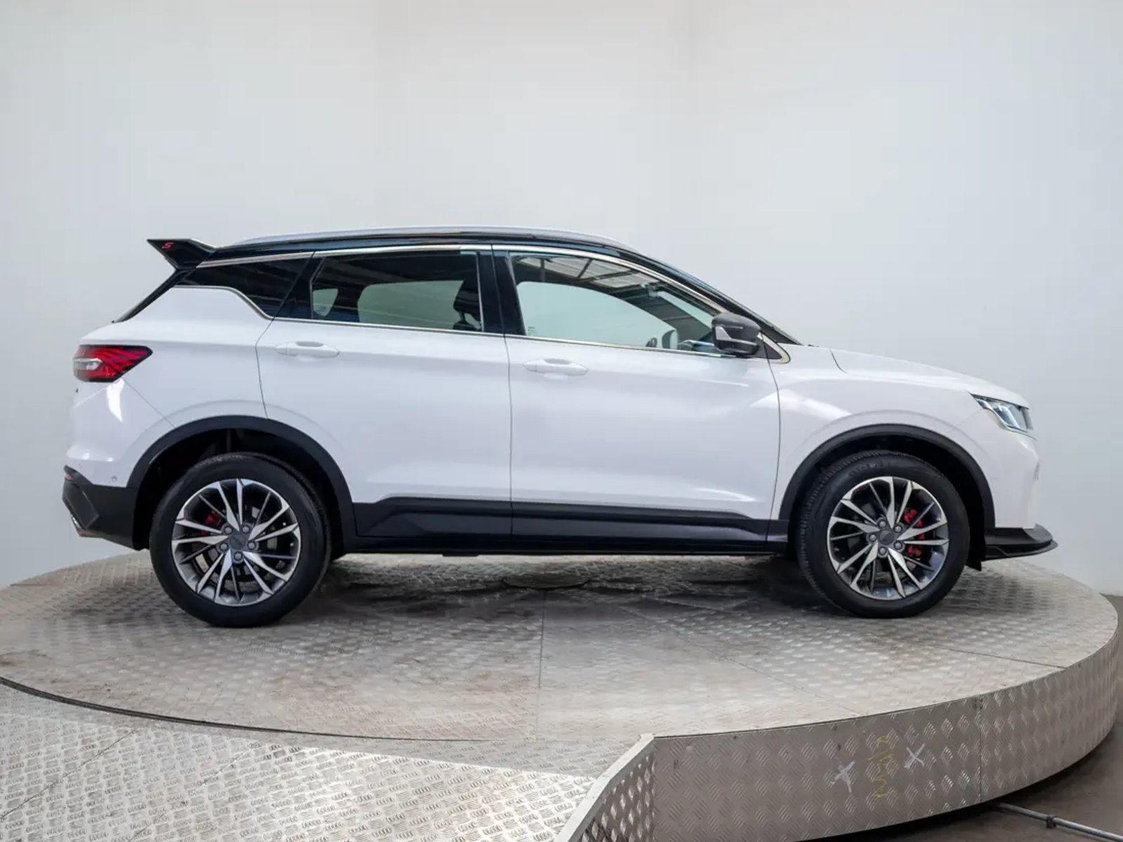 Geely COOLRAY 2023 - Imagen 8 de 20