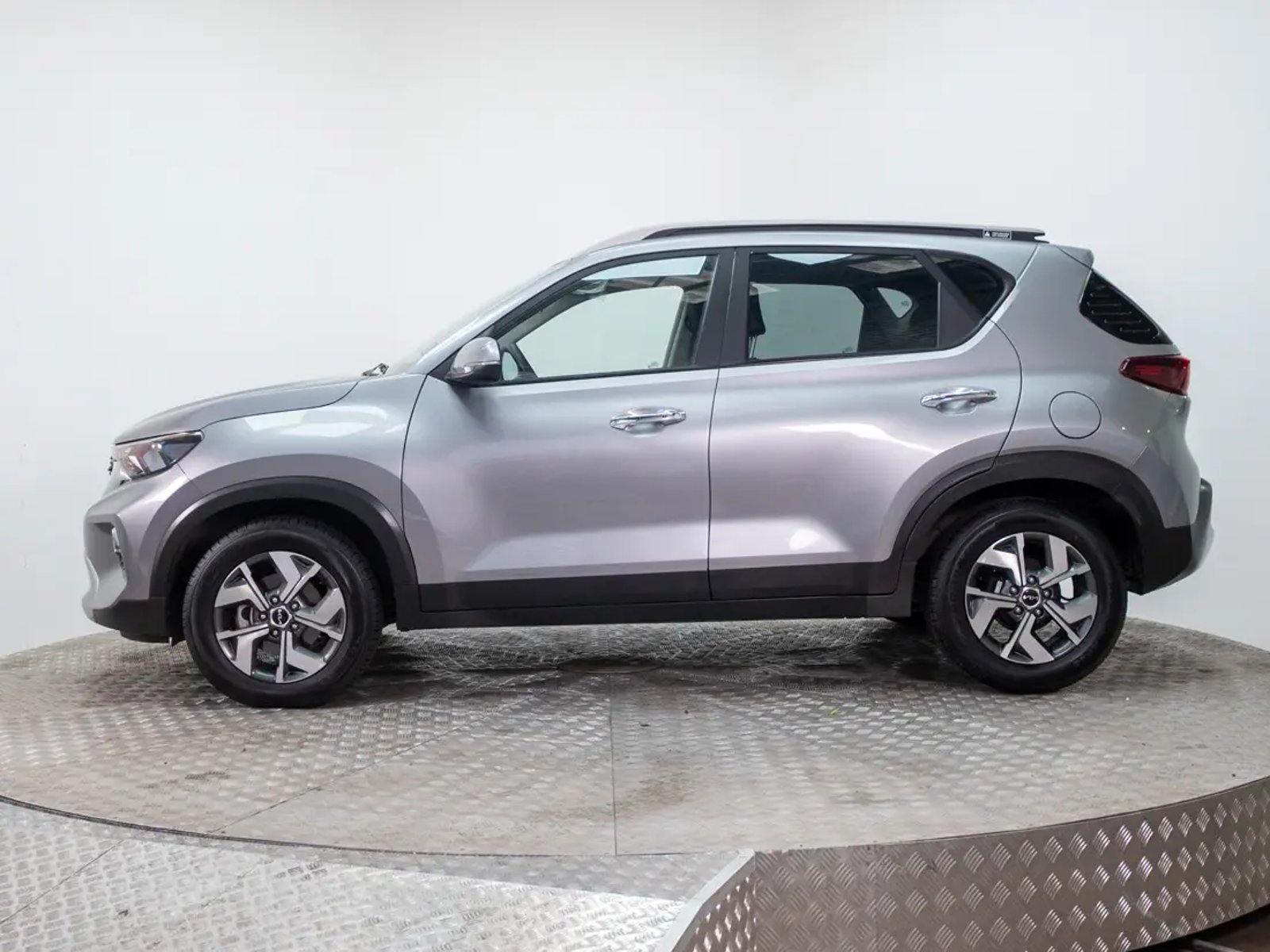 KIA SONET 2023 - Imagen 7 de 17