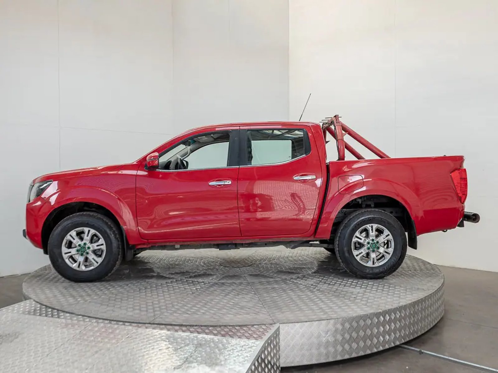 NISSAN NAVARA 2024 - Imagen 8 de 16