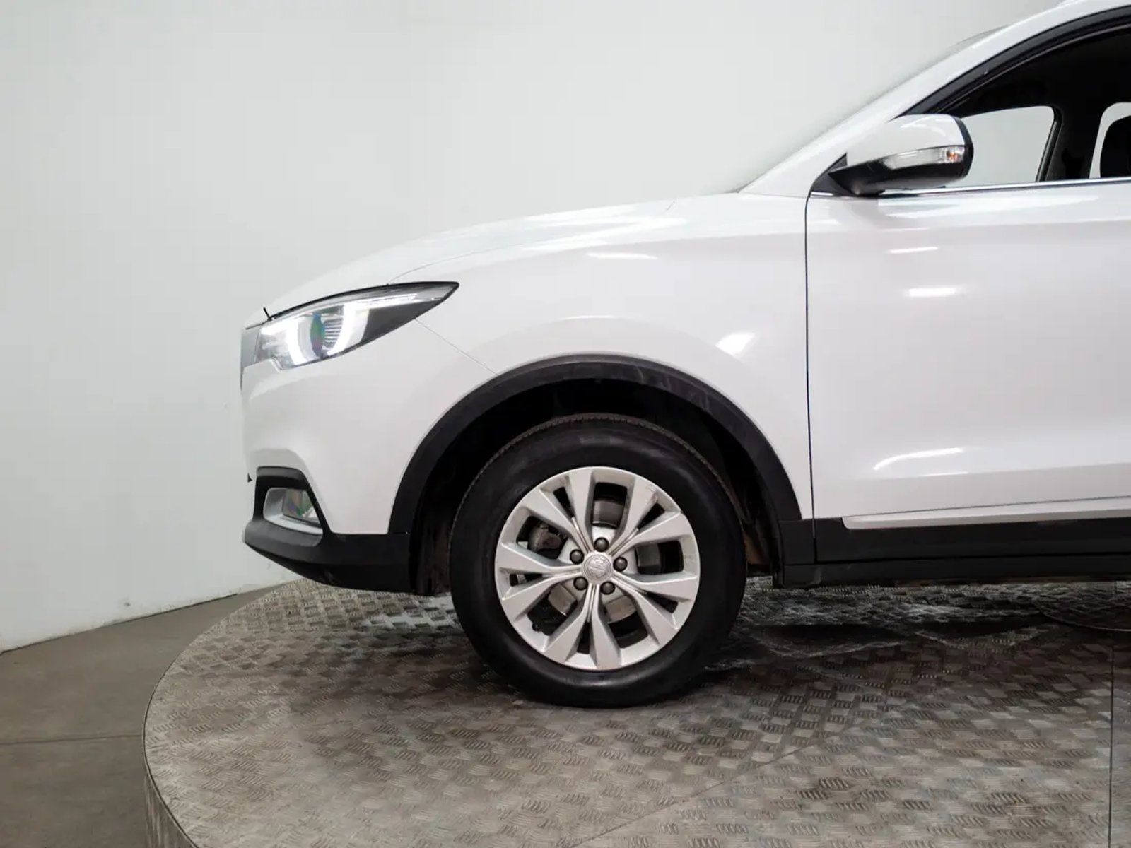 MG ZS 2023 - Imagen 16 de 19