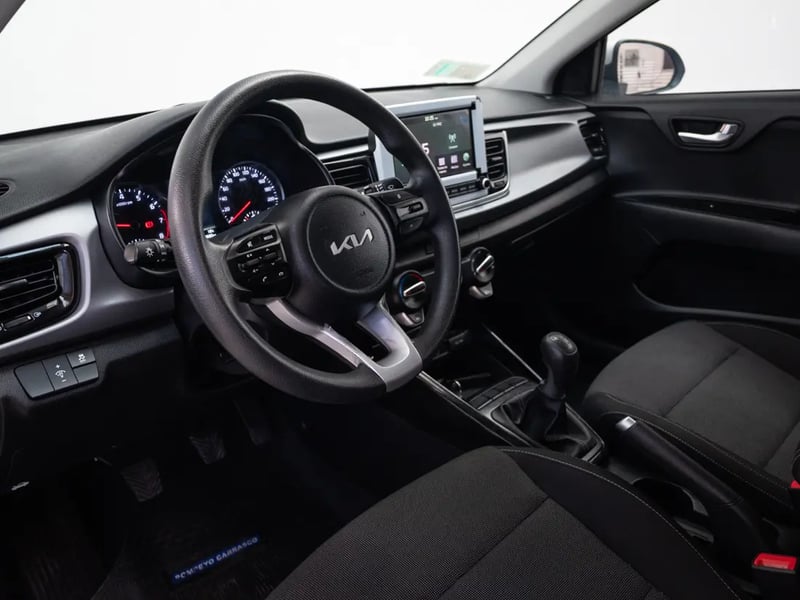 Kia RIO 4 2023 - Imagen 11 de 20
