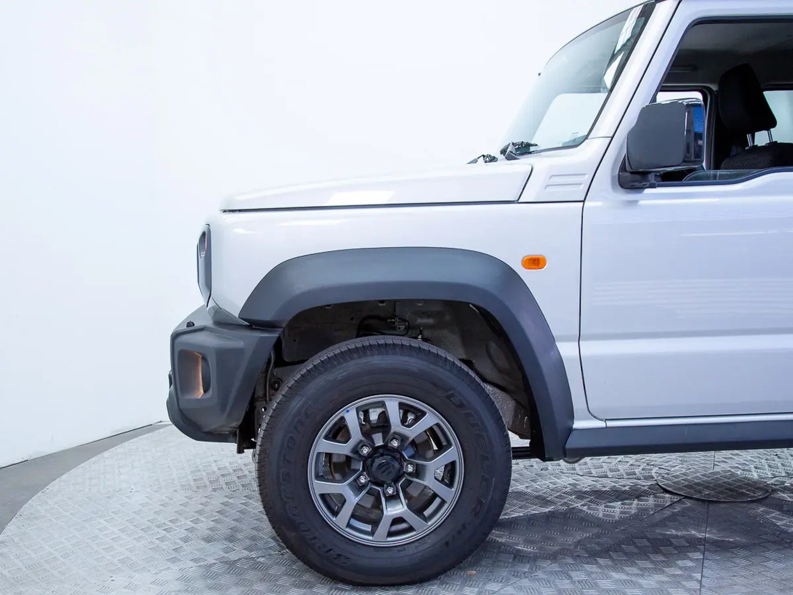 SUZUKI JIMNY 2025 - Imagen 11 de 19