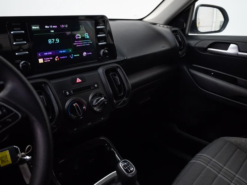 Kia SONET 2025 - Imagen 12 de 20