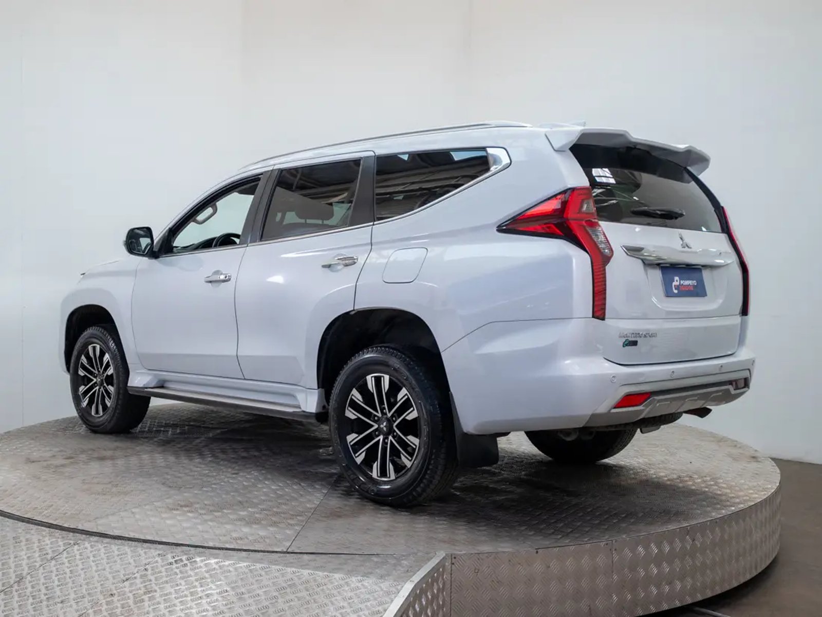 Mitsubishi MONTERO SPORT 2022 - Foto 5 de 20