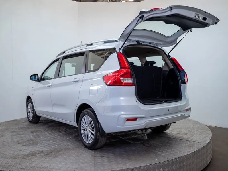 Suzuki ERTIGA 2022 - Imagen 10 de 17