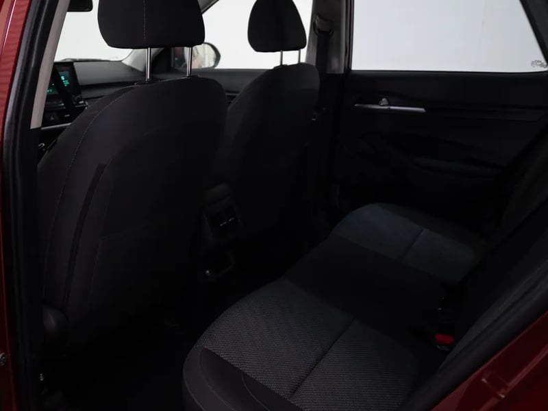 Kia SELTOS 2023 - Imagen 14 de 19