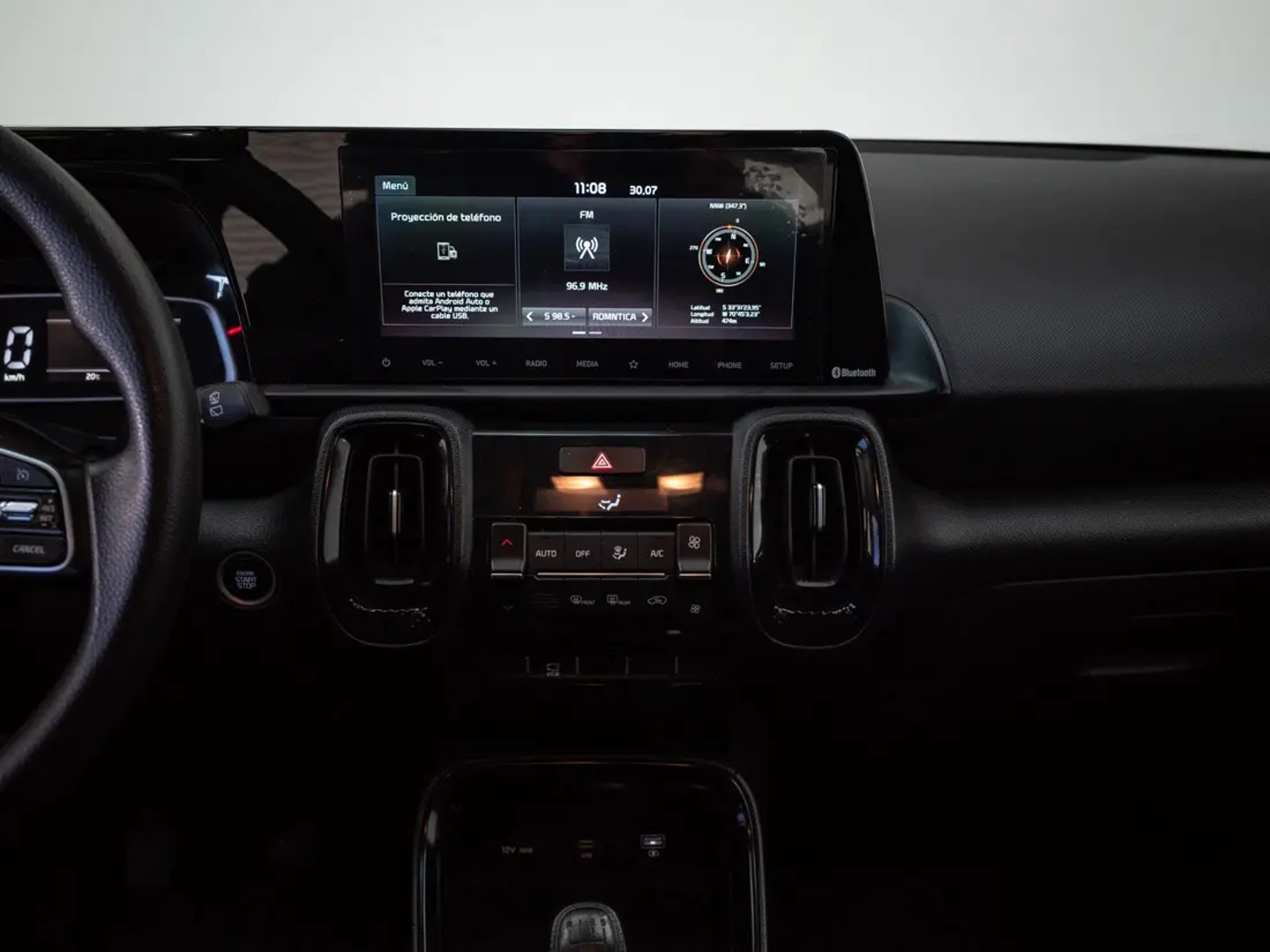 Kia SONET 2023 - Imagen 16 de 20
