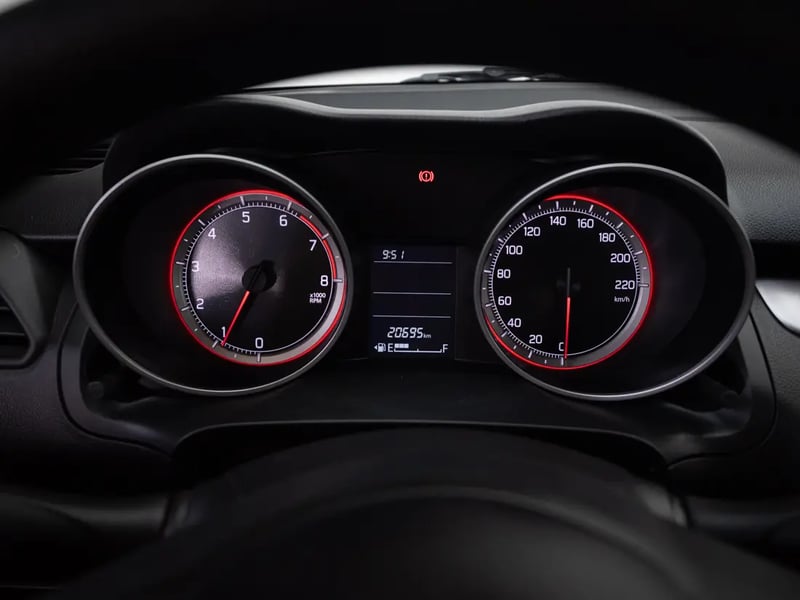Suzuki SWIFT 2025 - Imagen 18 de 20