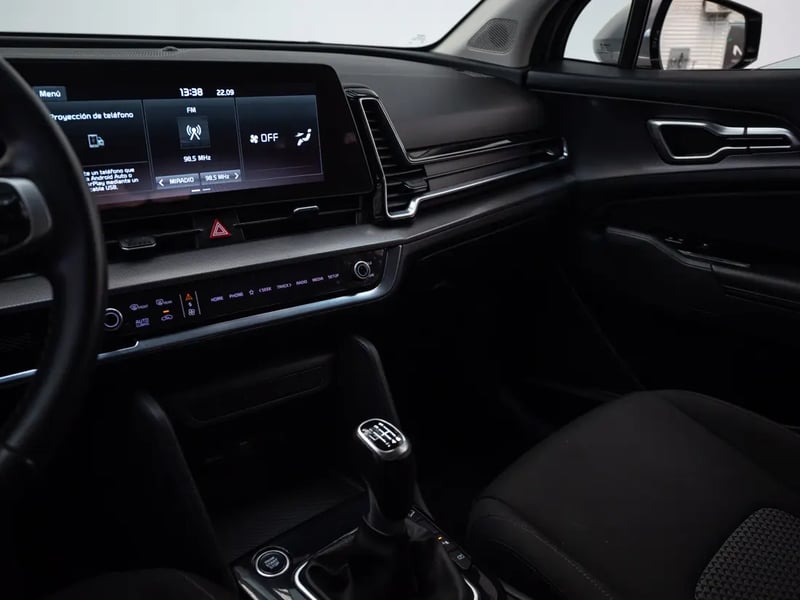 Kia SPORTAGE 2023 - Imagen 12 de 19