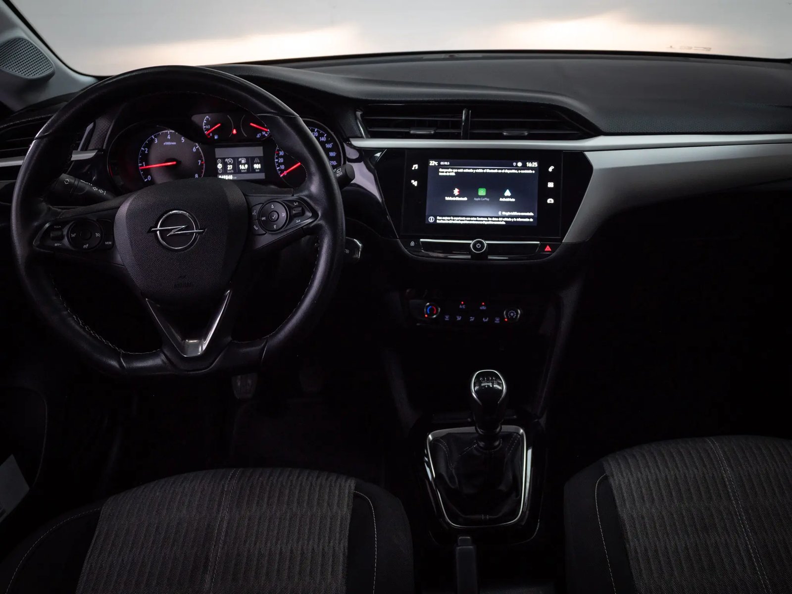 OPEL CORSA 2023 - Imagen 16 de 19